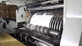 Pembuatan Kantong Kertas Kraft Kustom | Pabrik Kantong Kertas Gagang Memutar & Gagang Datar