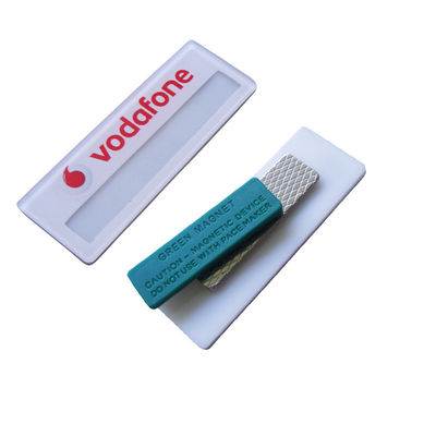 Beli Custom acrylic nama lencana Magnetic karyawan nama tag dengan Masukkan nama jendela kertas online manufacture