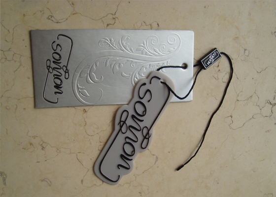 Beli Tag Garmen Perak Kustom Dan Label Produsen Tag Gantung Ayunan Plastik online manufacture