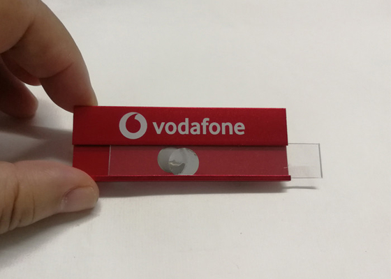 Harga yang bagus Aluminium Alloy Custom Nama Tag Dengan Vodafone Logo Pencetakan Metal Nama Badges Untuk Karyawan on line